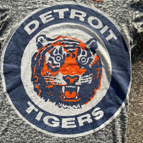 Nike MLB Detroit Tigers Retro Women’s T Shirt Gray - Picture 3 of 6